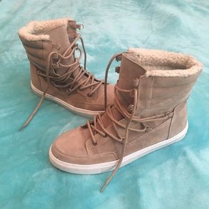 Tan lace-up boots